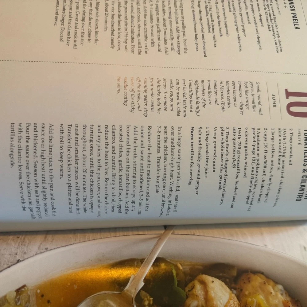 Williams Sonoma One Pot of the Day Cookbook - Black and Orange Cover - Picture 7 of 9